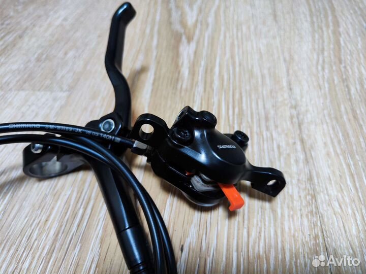 Комплект тормозов Shimano MT200