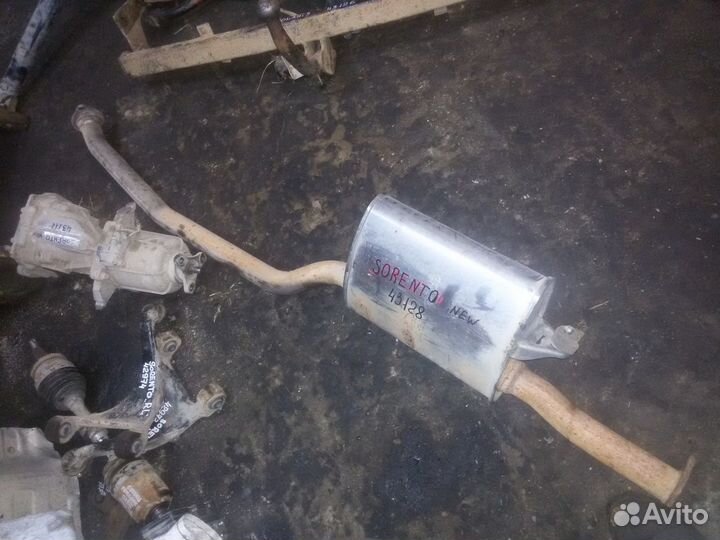 Выхлопная система Kia Sorento 2 XM 2.4 G4KE