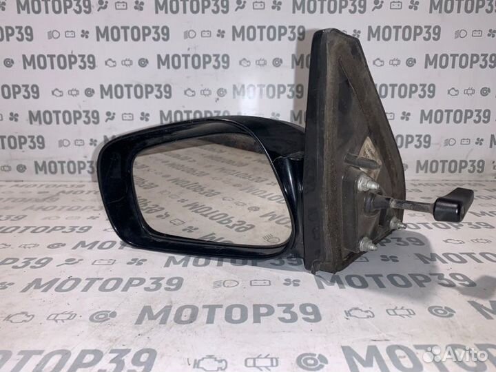 Зеркало левое Toyota Matrix 1.8 I 2007