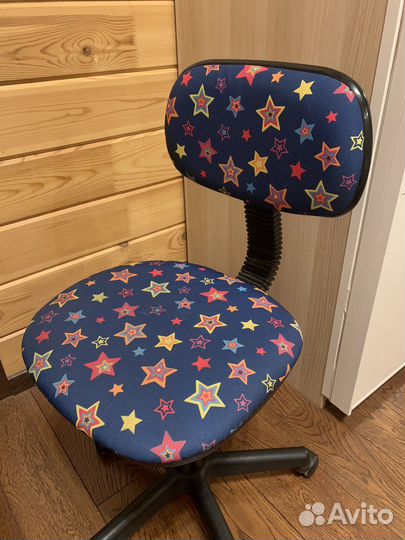 Кресло на колесиках
