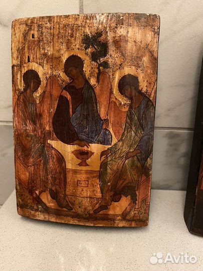 Ручное письмо на дереве