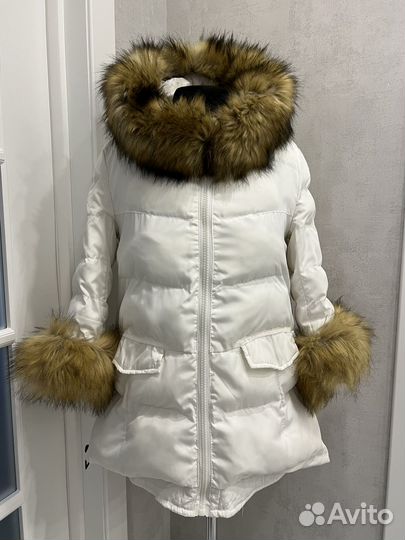 Пуховик белый