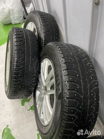 Зимние колеса R18 Nissan