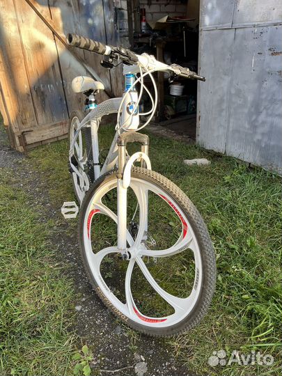 Велосипед bmw