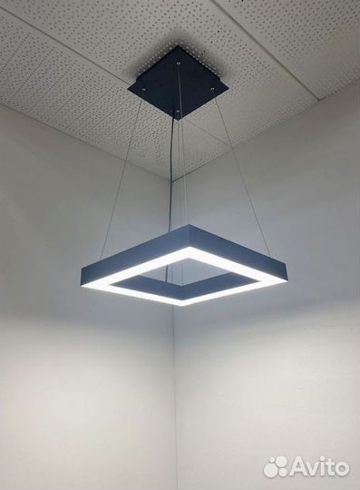 Потолочный светильник