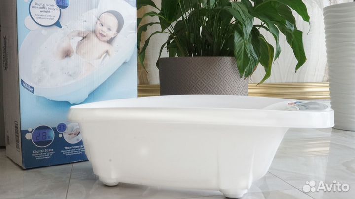 Детская ванночка с эл весами и термометром