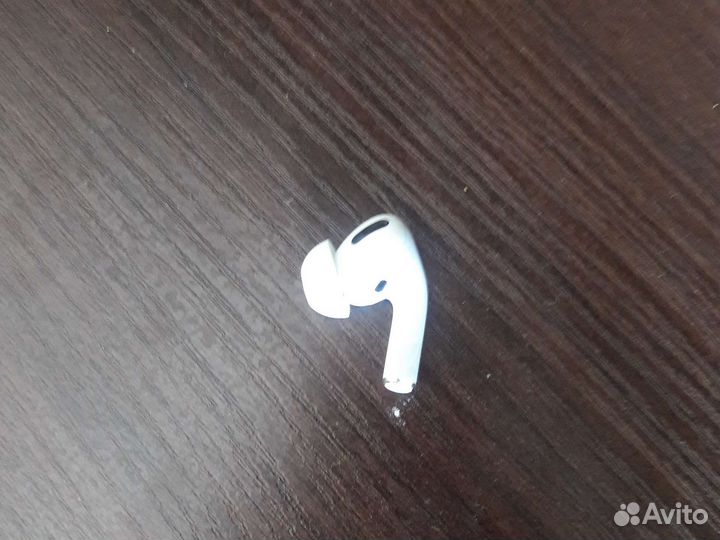 Airpods pro оригинал правый