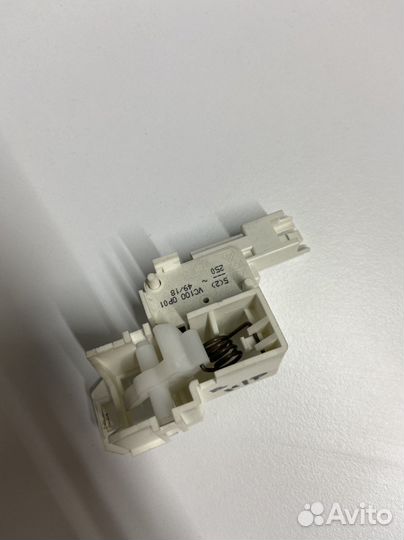 Замок (убл) для сушильной машины Hotpoint