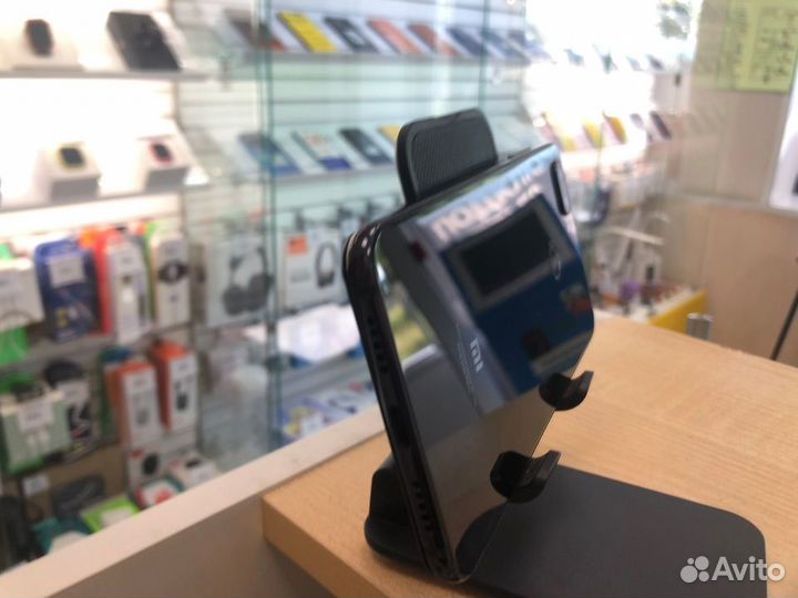 Смартфон Xiaomi Mi 8 Lite 4/64GB (чёрный)
