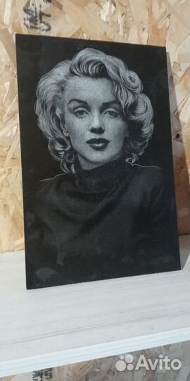 Памятник от производителя