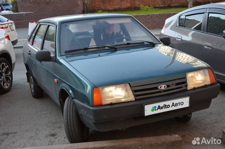 ВАЗ 21099 1.5 МТ, 2003, 160 000 км