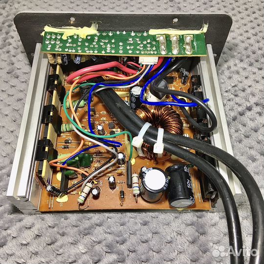 Усилитель для автомобильного сабвуфера