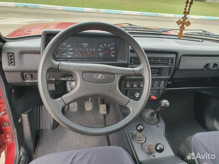 LADA 4x4 (Нива) 1.7 МТ, 1995, 120 000 км