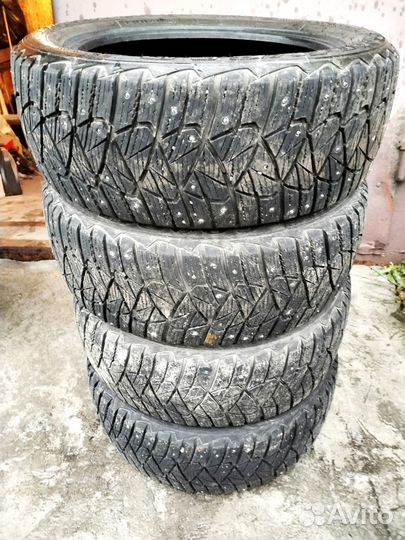 Goodyear Ultragrip 600 215/55 R17