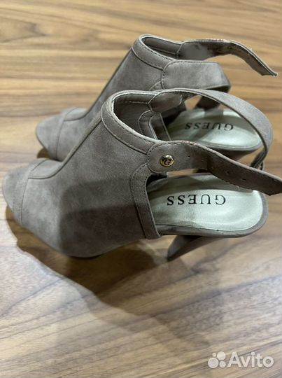 Ботильоны Guess новые