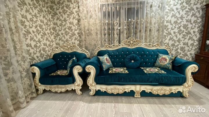 Диван корона