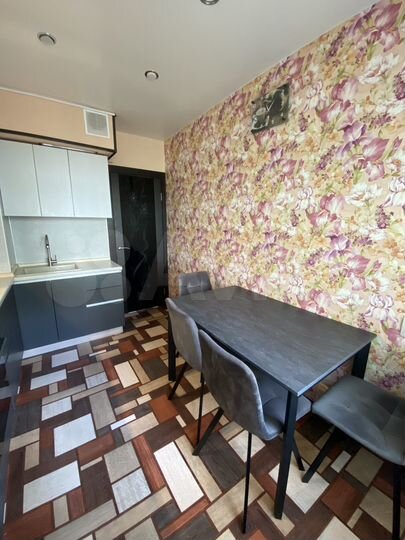 2-к. квартира, 50,8 м², 1/3 эт.