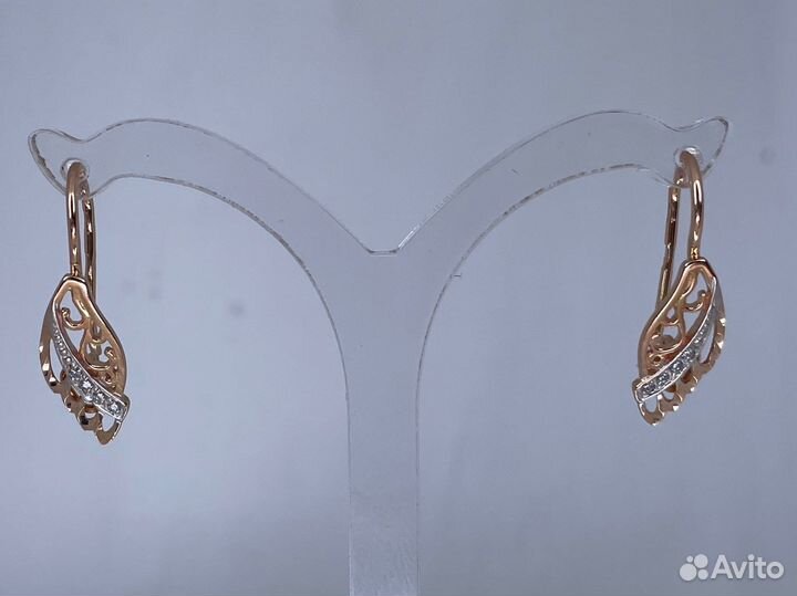 Золотые серьги 1.82 гр