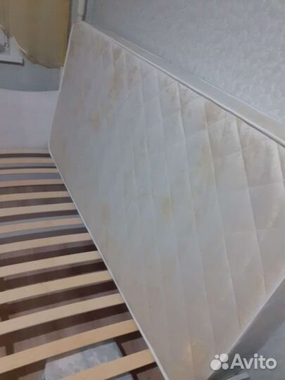 Детская кроватка с матрасом из серии