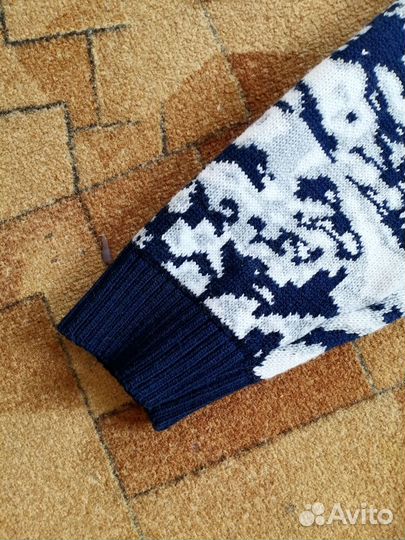 Свитер мужской