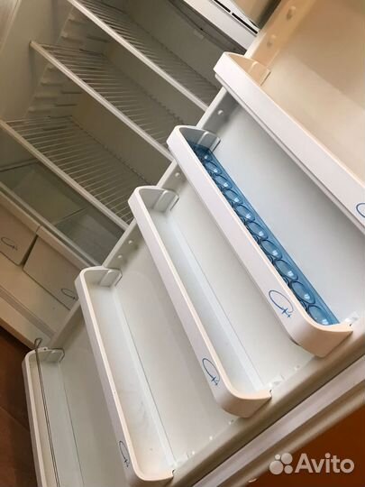 Холодильник свияга