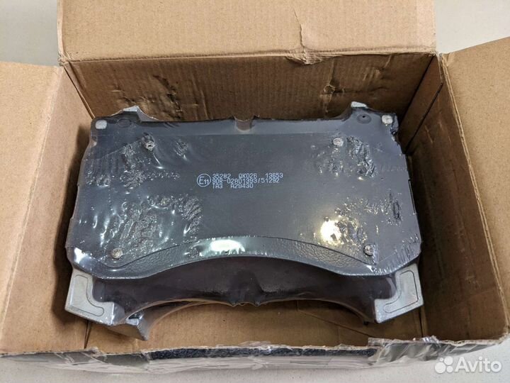 Колодки тормозные передние NEW G63AMG (2018)