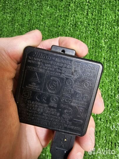Зарядное устройство для фотоаппарата. Nikon EH-70P