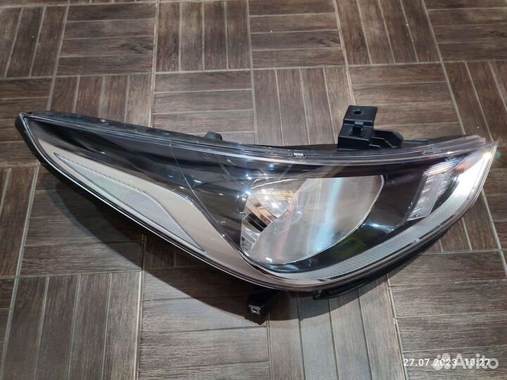 Фара правая Hyundai Solaris 2017- (92102H5000)