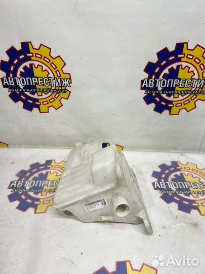 Бачок омывателя Skoda Octavia A7 2013