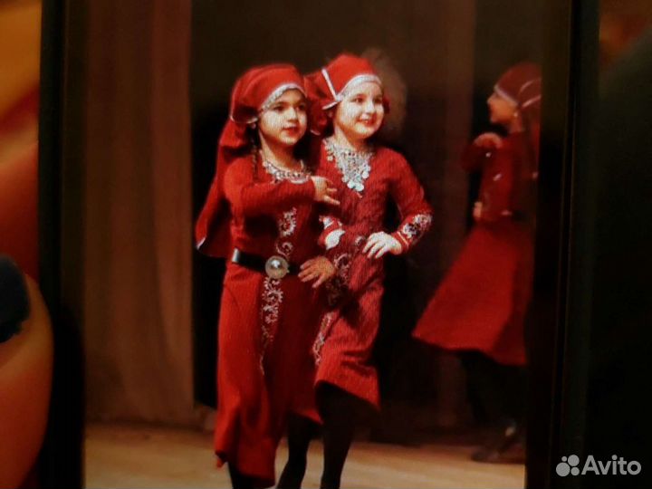 Грузинский национальный костюм для девочки