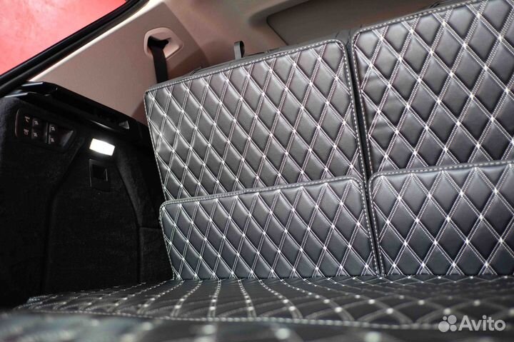 Коврики в багажник BMW X7 2021