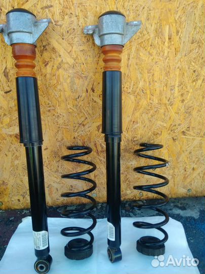 Амортизаторы стойки audi 8T0513035M 8T0413031AF
