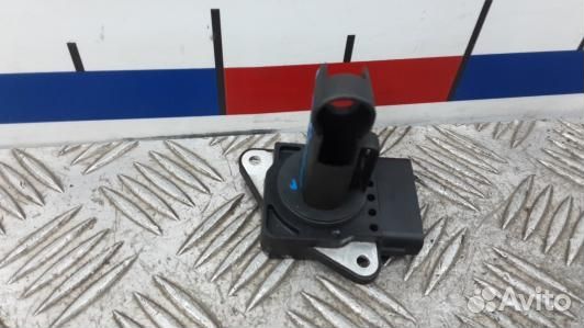 Расходомер воздуха дизельный toyota corolla verso