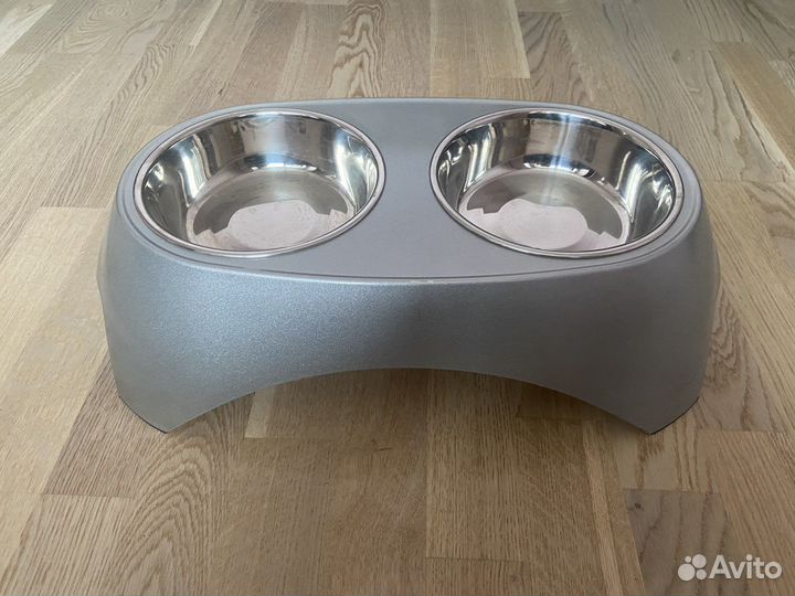 Подставка под миски двойная 2*700 мл