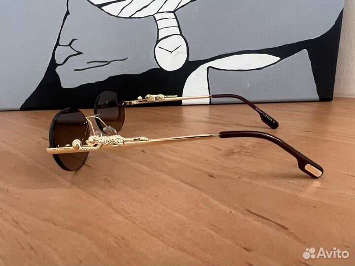 Солнцезащитные очки