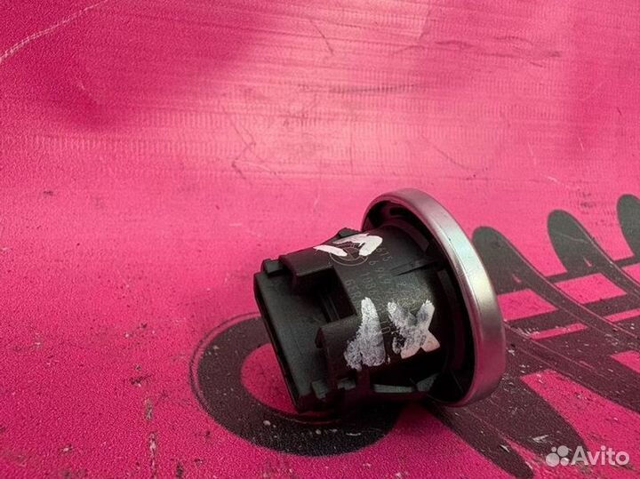 Кнопка запуска BMW X1 E84