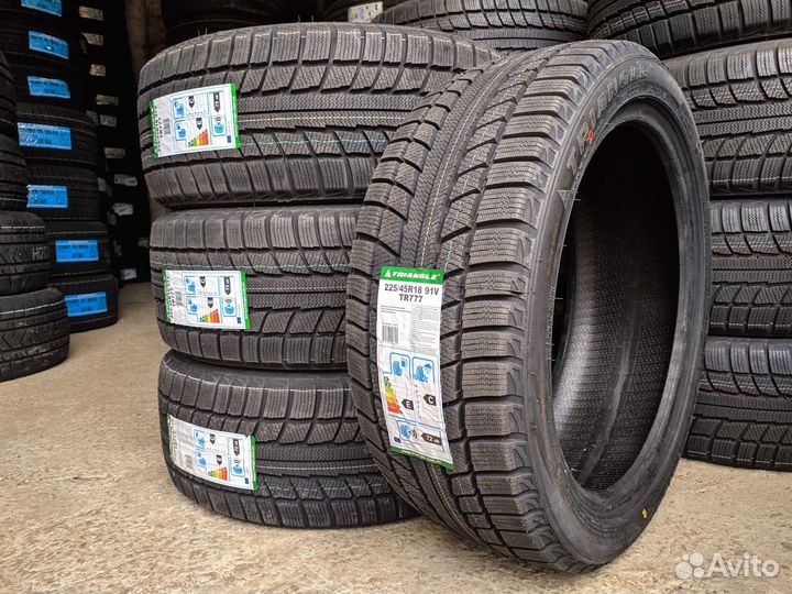 Triangle TR777 225/45 R18 92V
