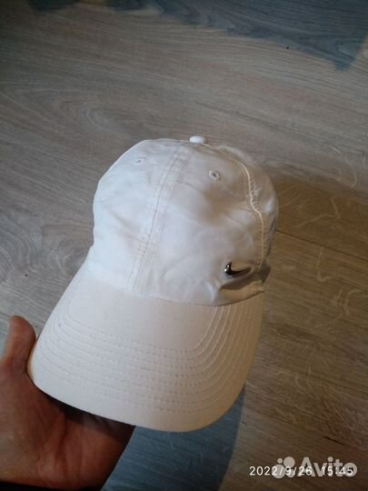 Бейсболка Nike metal swoosh CAP