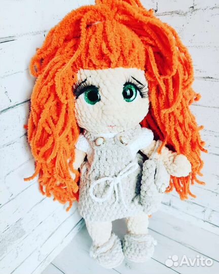 Кукла ручной работы с одеждой