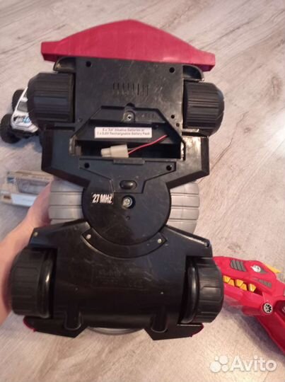 Машинки, бластеры, игрушки