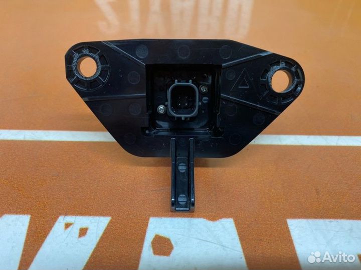 Камера заднего вида Toyota Highlander