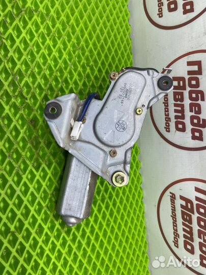 Моторчик стеклоочистителя задний Mazda MPV