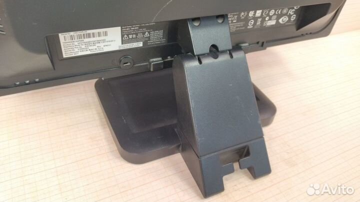 Монитор б/у 19