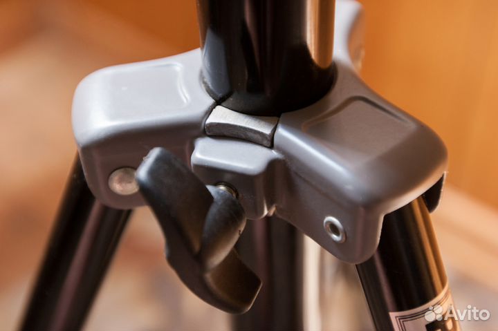 4-х секционный алюминиевый штатив Rekam