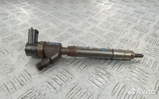 Форсунка дизельная volvo V70 3 (YBE18AL03)