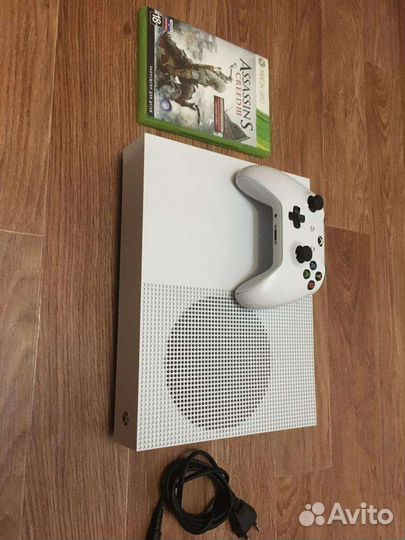 Xbox One s 1tb с играми