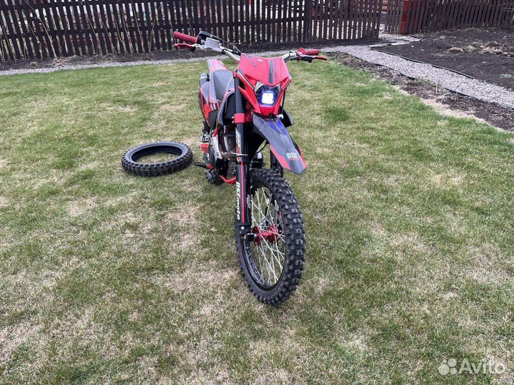 Эндуро - мотоцикл Bse z10