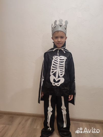 Костюм Паука, Скелет, Ворон, Дракула на Хэллоуин