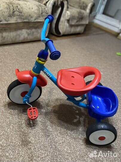 Детский трехколесный велосипед