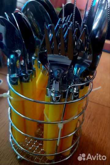 Набор столовых приборов 25 штук